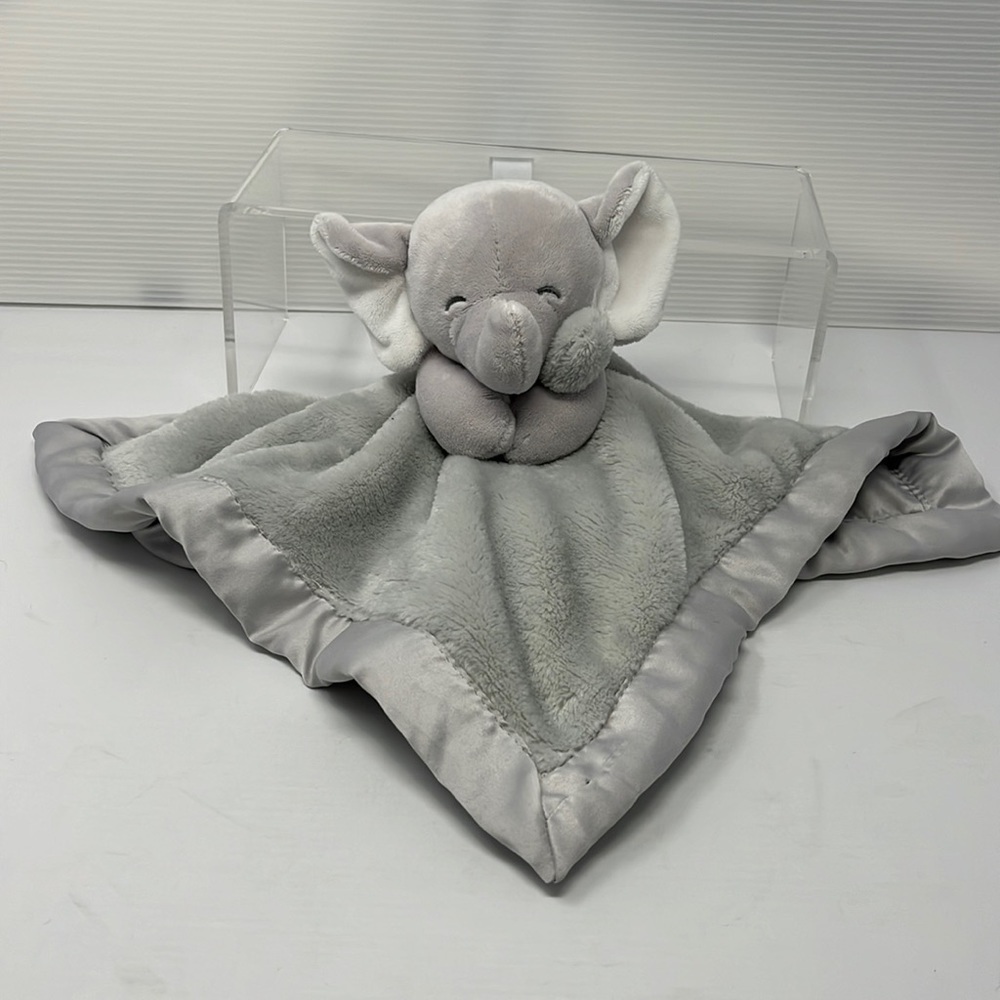 Carter’s Elephant Lovey Security Blanket Gray 2016 Satin Edges